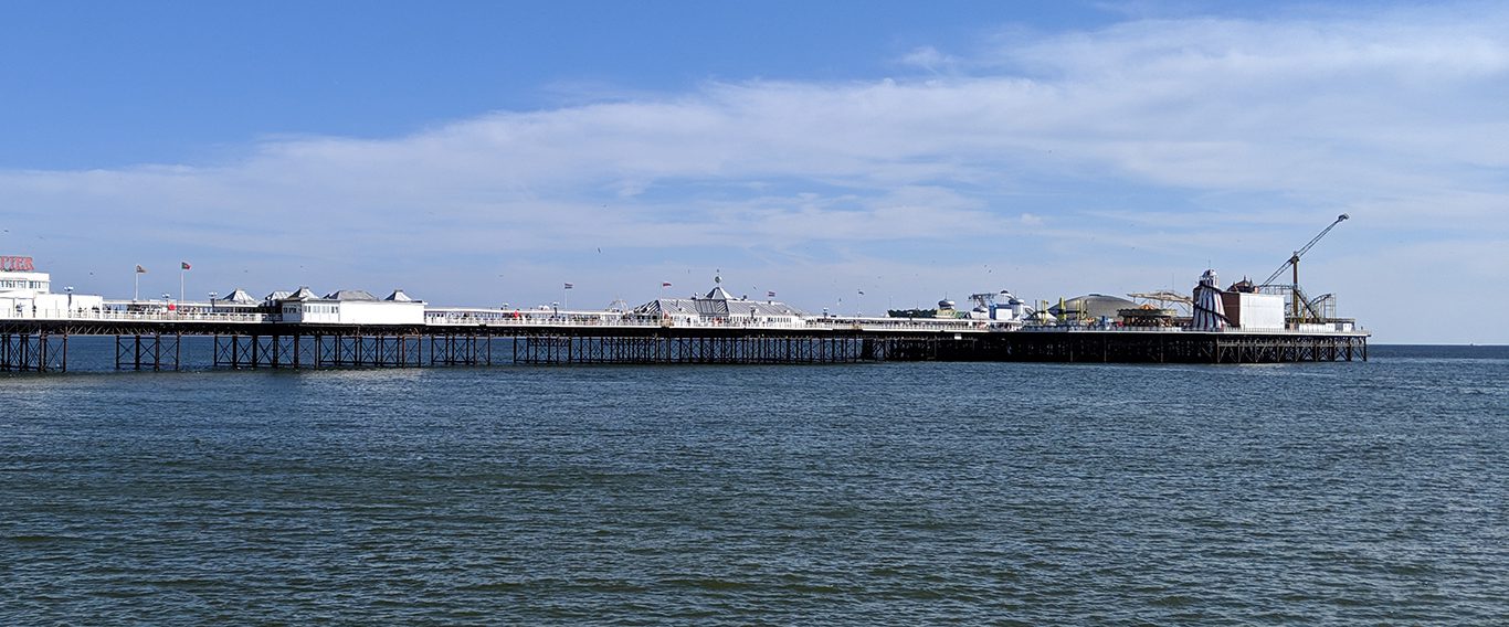brighton-pier-english-channel